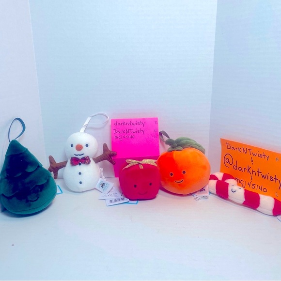 BNWT Jellycat I am Festive Folly Present Ornament Benefits Local Food Bank! - Picture 10 of 10